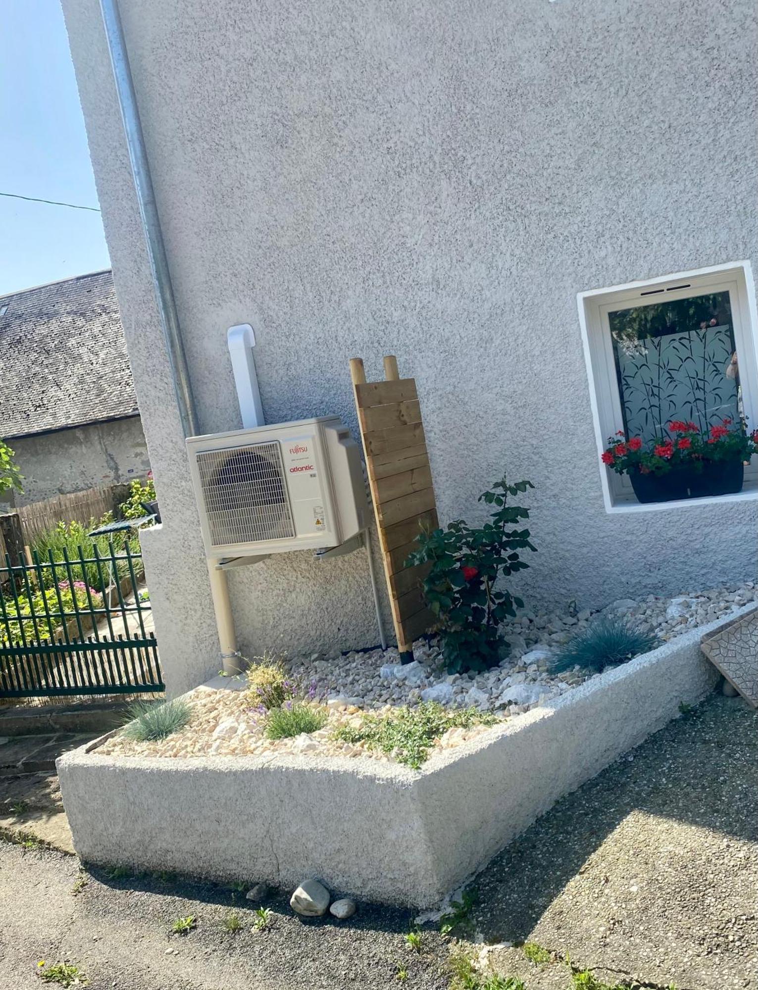 Maison De Village Entre Lac Et Montagne La Motte-Servolex Εξωτερικό φωτογραφία